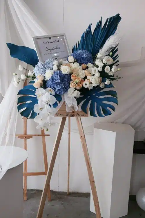Flagship Stand 2