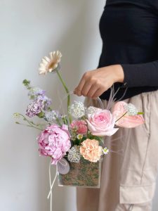 {"ARInfo":{"IsUseAR":false},"Version":"1.0.0","MakeupInfo":{"IsUseMakeup":false},"FaceliftInfo":{"IsChangeEyeLift":false,"IsChangeFacelift":false,"IsChangePostureLift":false,"IsChangeNose":false,"IsChangeFaceChin":false,"IsChangeMouth":false,"IsChangeThinFace":false},"BeautyInfo":{"SwitchMedicatedAcne":false,"IsAIBeauty":false,"IsBrightEyes":false,"IsSharpen":false,"IsOldBeauty":false,"IsReduceBlackEyes":false},"HandlerInfo":{"AppName":2},"FilterInfo":{"IsUseFilter":false}}